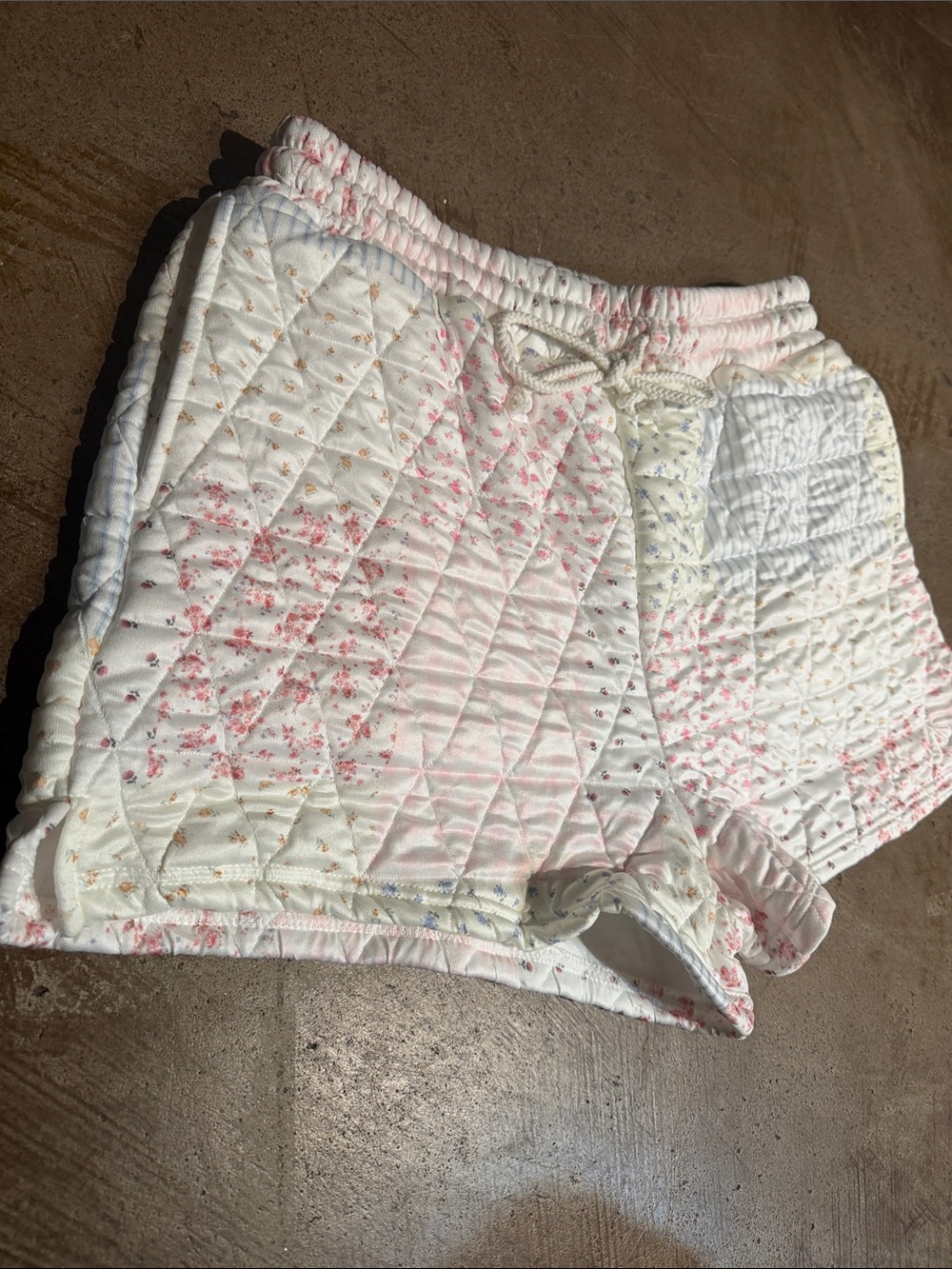 As Revival Quilted Pastel Shorts - Picture 2 of 4